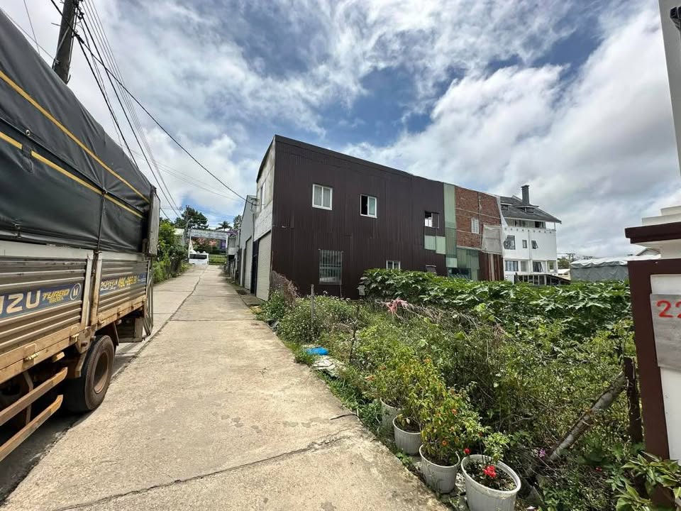 Đất nền đường Mai Anh Đào Đà Lạt 321m² giá 14 tỷ - Đối diện KDL Thung Lũng Tình Yêu!