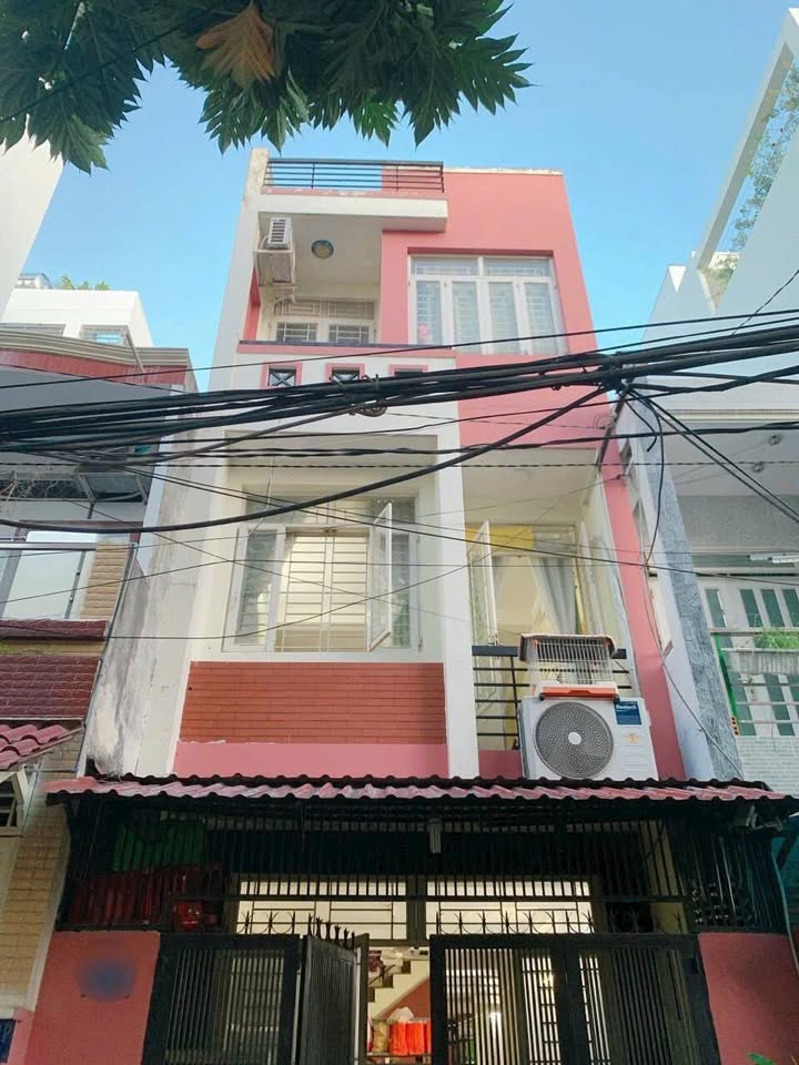 Nhà phố Hòa Bình, Quận 11, 64m² giá 9.5 tỷ - Đầu tư sinh lời ngay!