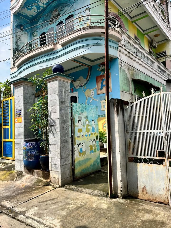 Nhà bán Dĩ An 210m² giá 8 tỷ - Cho thuê trường mầm non thu nhập ổn định!