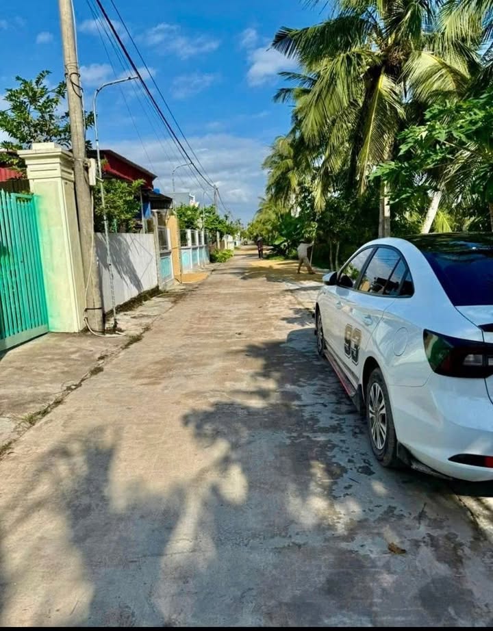 Đất nền Vinh Quang Tiên Lãng 250m² giá 1 tỷ - Đường ô tô tránh nhau, kênh thoáng mát!