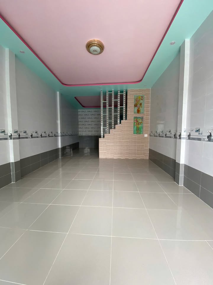 Nhà bán Xóm Lớn, Mỹ Hương, Mỹ Tú 135m² giá 1.15 tỷ - Chính chủ, ô tô vào tận sân!