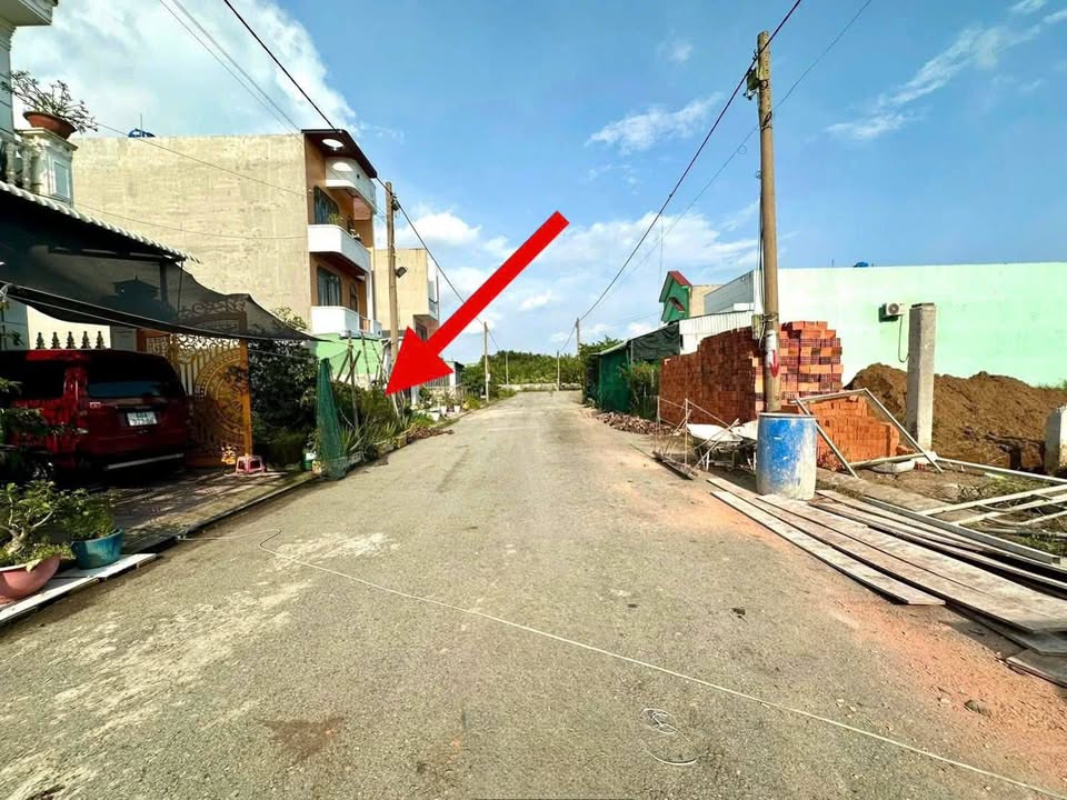 Đất nền thổ cư 90m² tại ĐS 10, Long Hiệp, Bến Lức - Giá chỉ 1.65 tỷ!