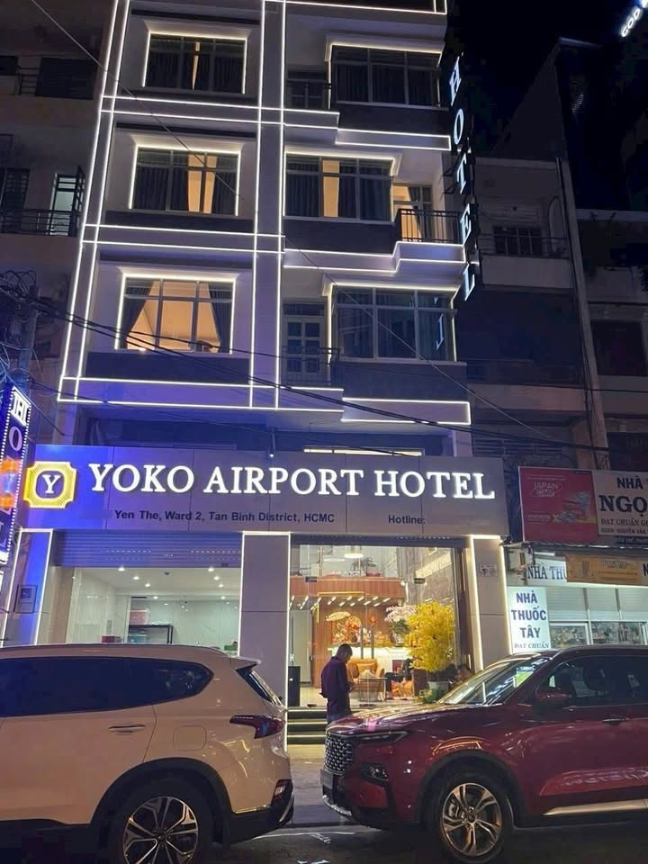 Khách sạn mặt tiền đường Yên Thế, phường 2, quận Tân Bình, 148m² giá 47 tỷ - Kinh doanh sinh lời ngay!