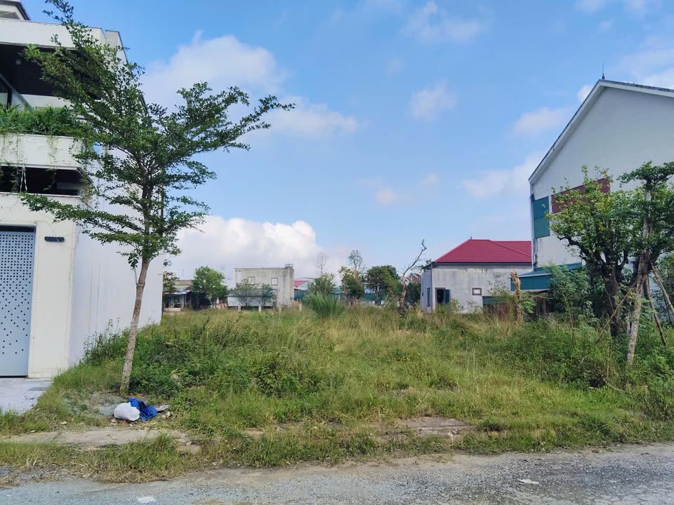 Đất nền Kỳ Hoa 200m² giá 4 tỷ - Vị trí đắc địa, thuận tiện giao thông!