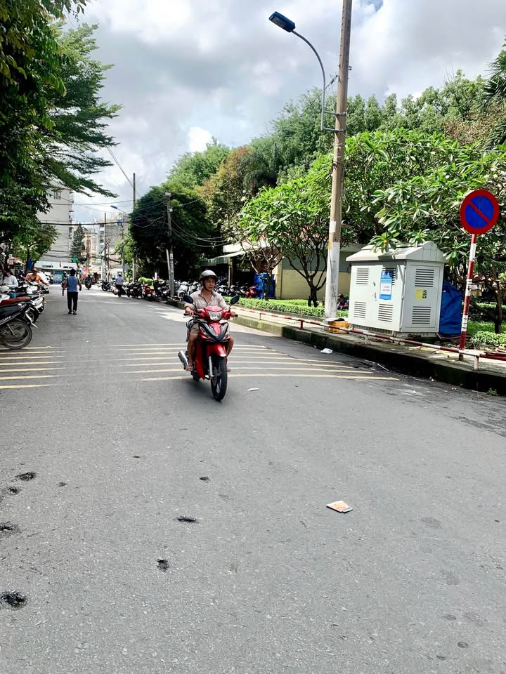 Nhà mặt tiền Đường D5, Bình Thạnh 58m² giá 9.8 tỷ - Đầu tư sinh lời ngay!