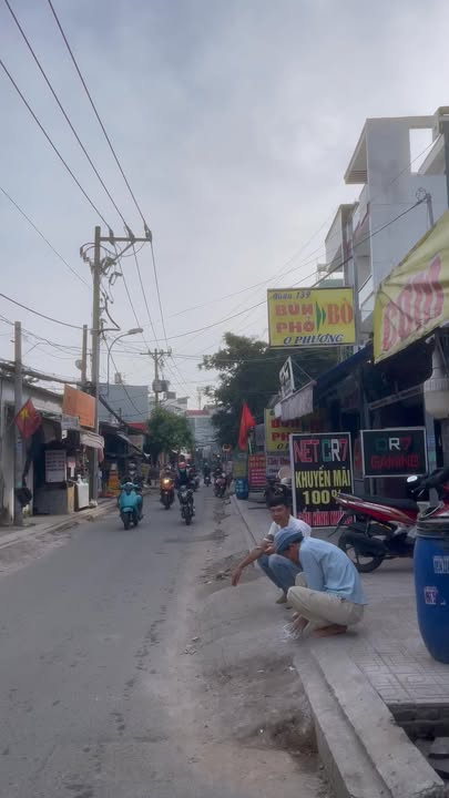 Nhà mặt tiền đường 2, Quận 9, 360m² - Phù hợp kinh doanh quán ăn, nhậu!