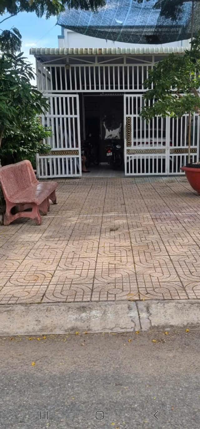 Nhà phố tại Hòa An, Cao Lãnh 121m² - Dọn vào ở ngay!