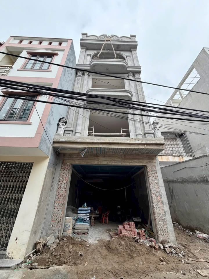 Nhà 4 tầng mặt ngõ Thiên Lôi, Hải Phòng 65m² giá 6.9 tỷ - Thiết kế tân cổ điển độc đáo!