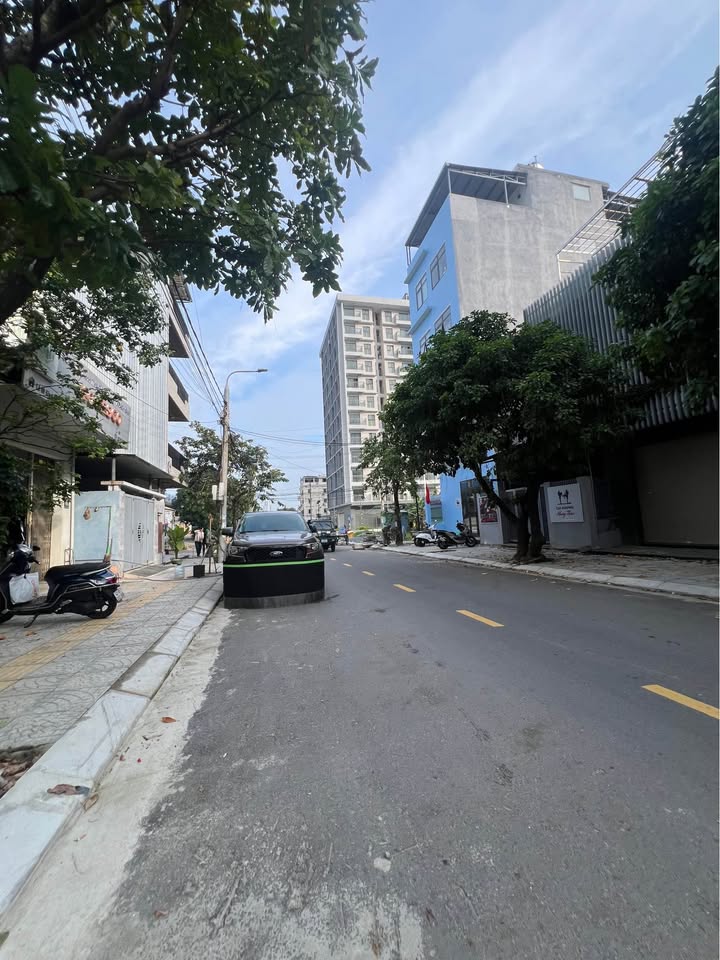 Đất nền mặt tiền Khuê Mỹ Đông Đà Nẵng 306m² giá 40 tỷ - Đầu tư sinh lời tuyệt vời!