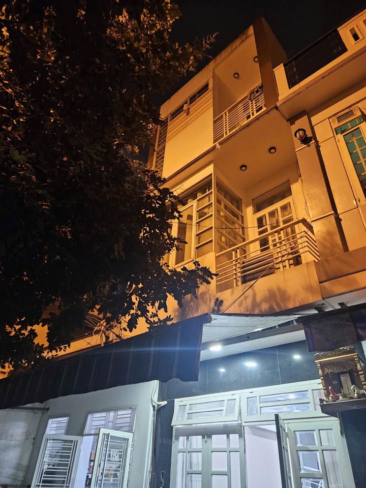 Nhà liền kề đường Xuân Đán 3, Đà Nẵng 79m² giá 5 tỷ - Kinh doanh sầm uất!