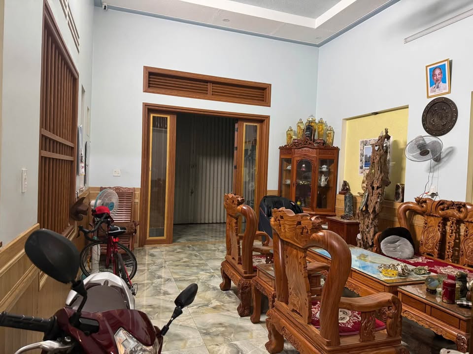 Nhà mặt tiền Trần Quốc Toản, Bảo Lộc 138m² giá 11 tỷ - Thích hợp kinh doanh ngay!