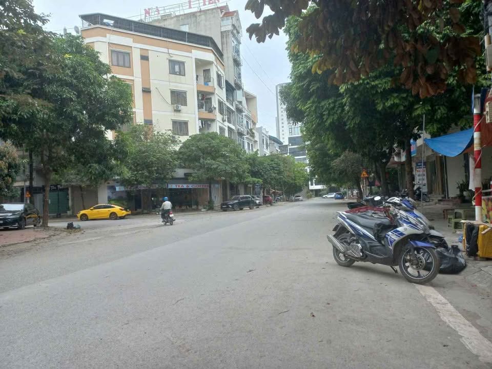 Mặt phố Phú Diễn, quận Bắc Từ Liêm 50m² - Kinh doanh đỉnh cao, 2 mặt ngõ rộng rãi!