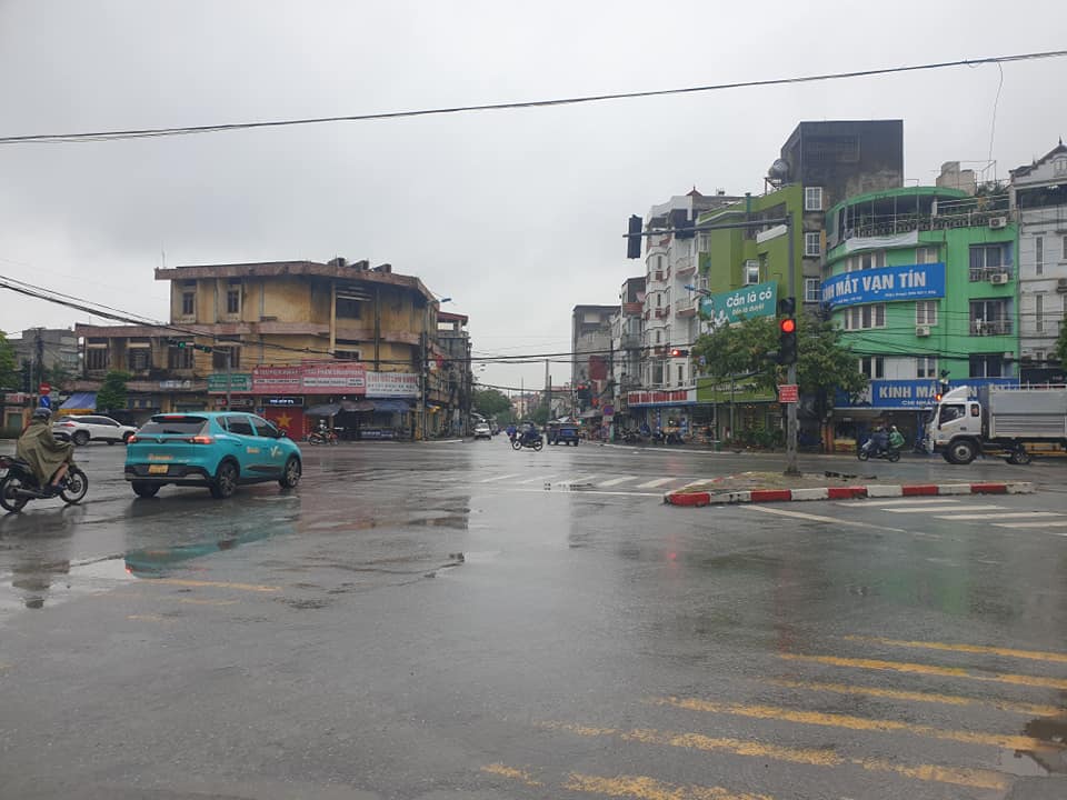 Đất mặt đường 422 Thị trấn Trôi 60m² giá 11.4 tỷ - Kinh doanh ngay!