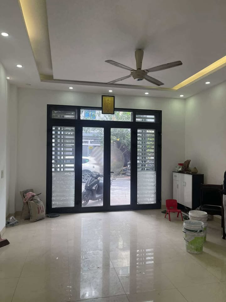 Nhà dân xây mặt đường Ngô Qúy Duật, 80m² giá 4.95 tỷ - Kinh doanh đắc địa!