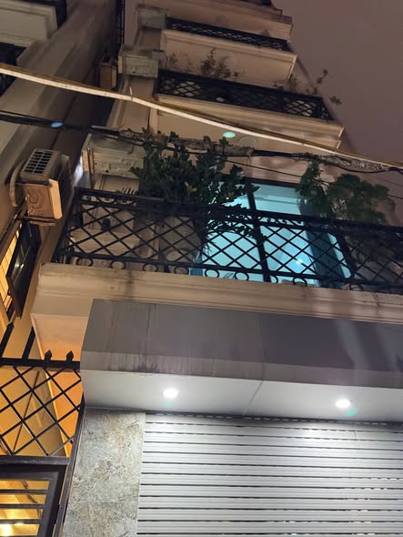 Nhà riêng La Dương, Hà Đông 35m² giá 7 tỷ - Đường ô tô đỗ cửa, Full nội thất!