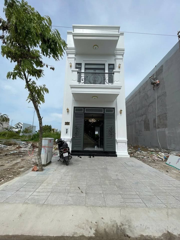 Nhà mới hoàn thiện tại Vĩnh Quang, Rạch Giá 90m² giá 3.45 tỷ - Sẵn sàng vào ở!