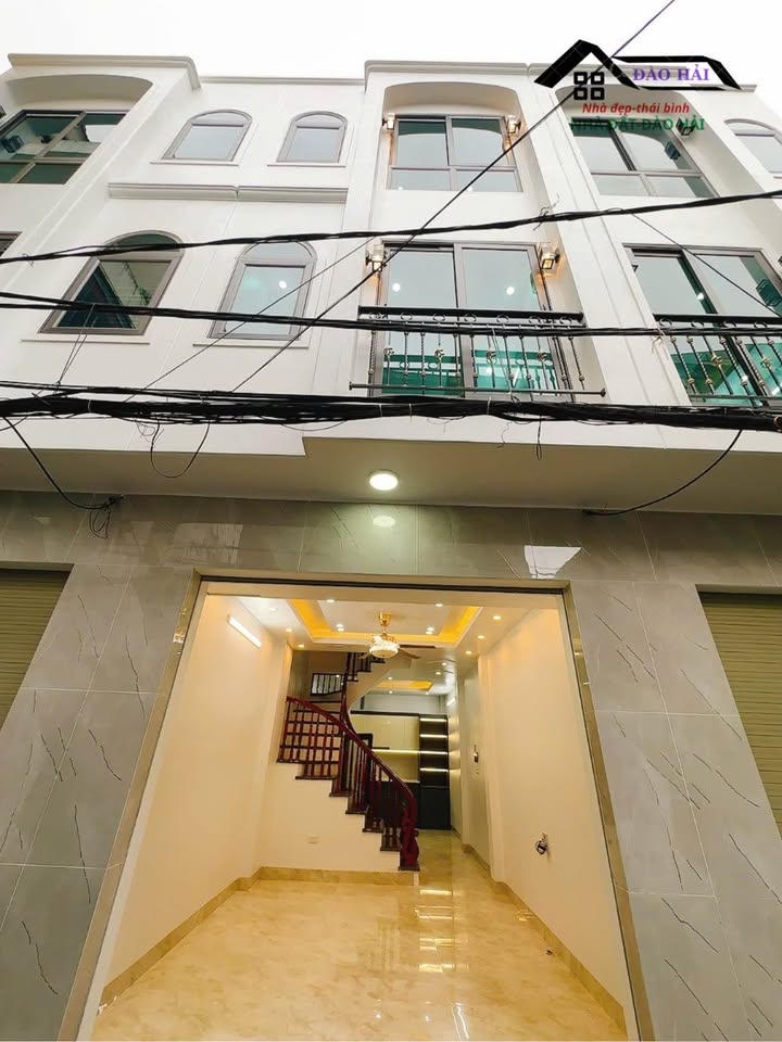 Nhà 3 tầng chính chủ 40m² tại Quang Trung chỉ 2.1 tỷ - Full nội thất, vào ở ngay!