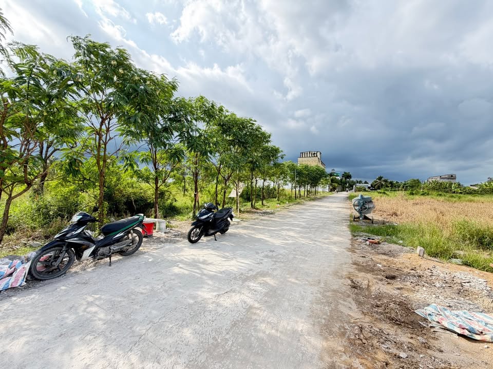 Đất mặt tiền đường bê tông Gò Công 220,6m² giá 850 triệu - Ra vào thuận tiện!