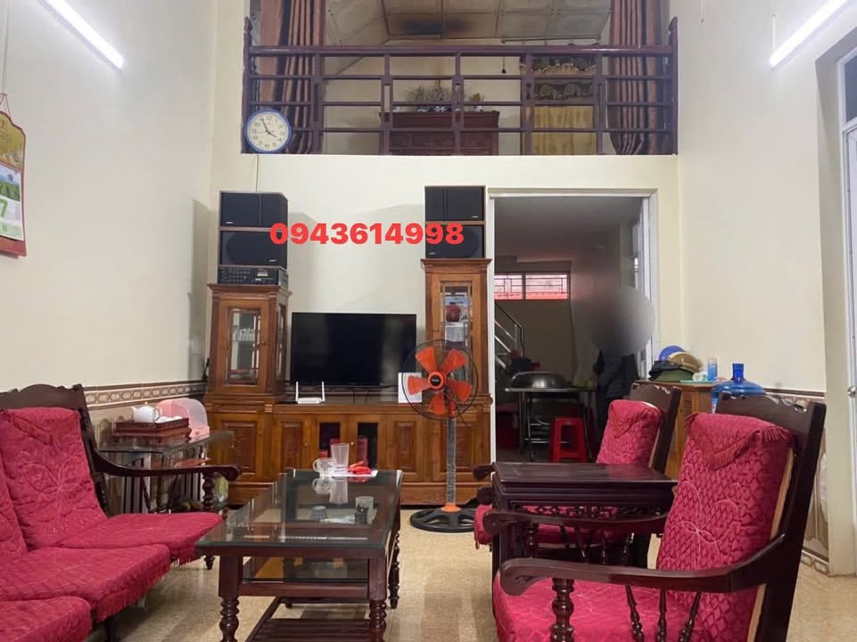 Nhà cấp 4 gác xép đường Phai Vệ, 88m² giá chỉ 1 tỷ - Gần chợ và trường học!