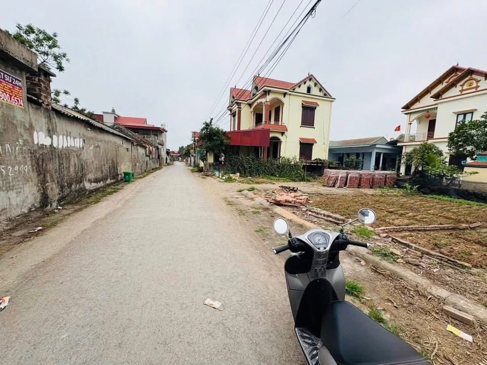 Đất nền Đức Chính - Cẩm Giàng 67.8m² giá chỉ 900 triệu - Đường nhựa oto vào tận nơi!