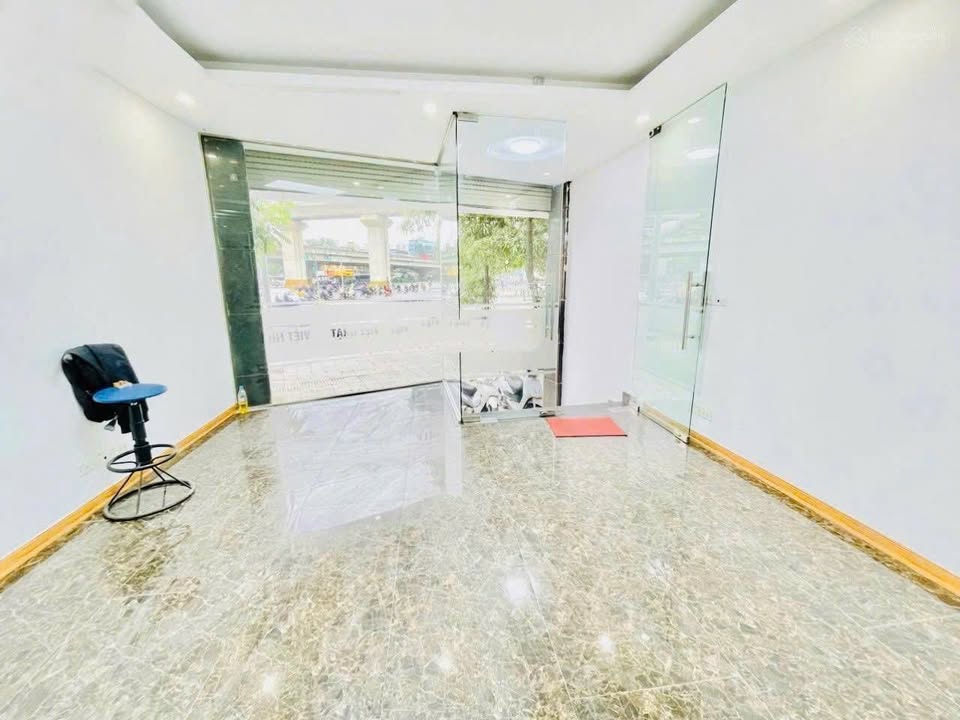 Cho thuê tòa nhà nguyên căn 75m² mặt đường Nguyễn Trãi - Phù hợp nhiều mô hình kinh doanh