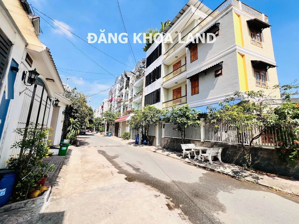 Đất nền đường Lê Văn Chí, Thủ Đức 94.6m² giá 7.5 tỷ - Khu dân cư an ninh!