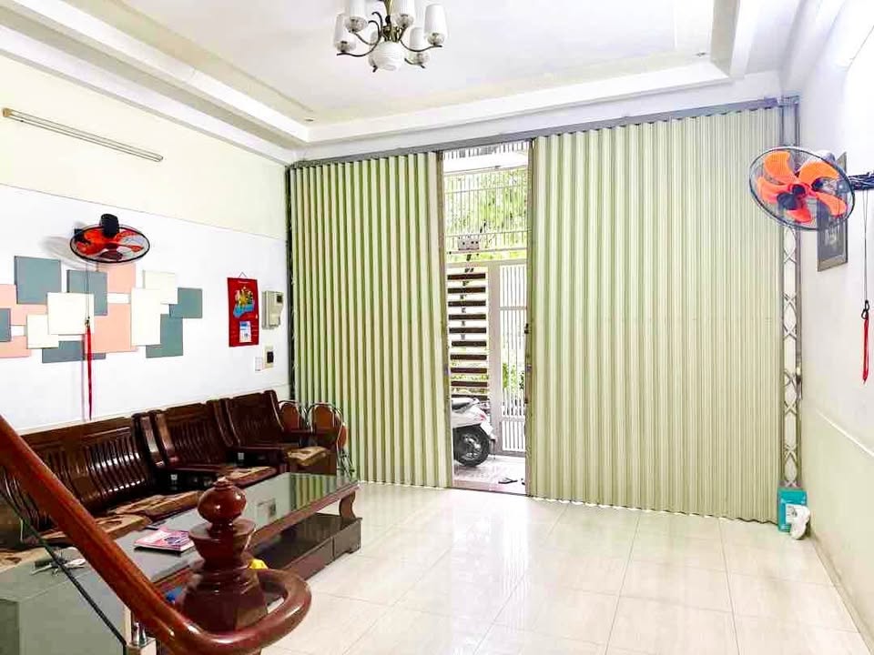 Nhà mặt tiền Tiểu La, Hải Châu 80m² giá 13,2 tỷ - Thiết kế hiện đại, kinh doanh ngay!