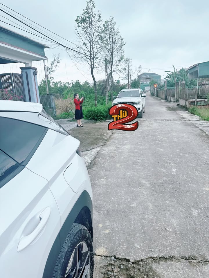 Bán đất Cẩm Bình 172m² giá 1 tỷ - Đường rộng ô tô tránh nhau thoải mái!