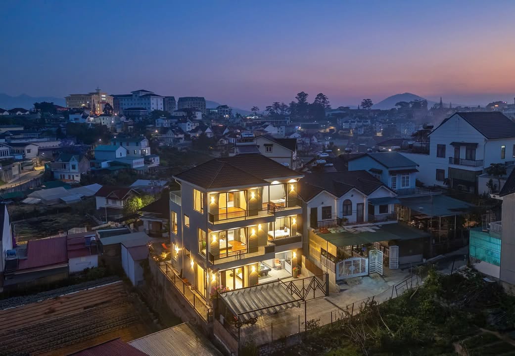 Villa cho thuê Trần Thái Tông 7 phòng ngủ - Địa điểm lý tưởng tại Đà Lạt!