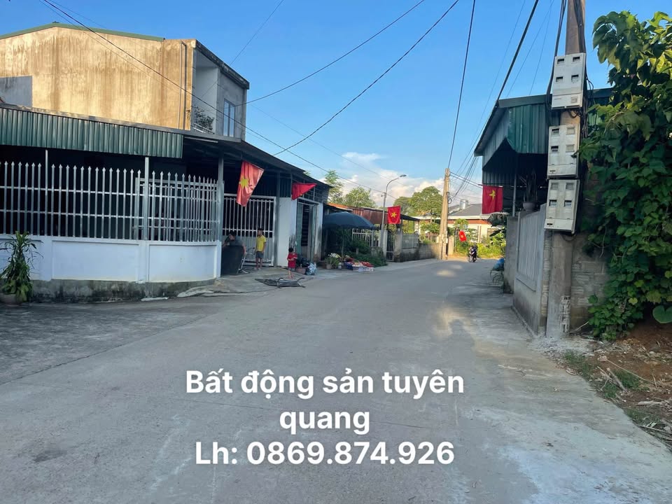 Đất thổ cư Tân Hà Tuyên Quang 300m² giá 1 tỷ - Pháp lý chuẩn, ô tô đỗ cửa!
