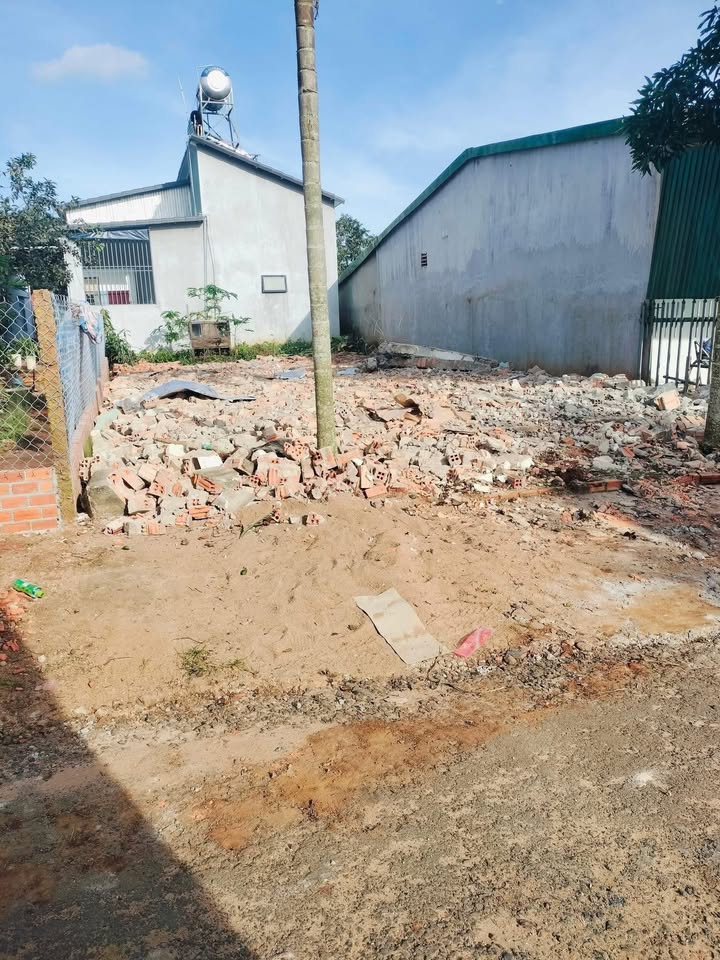 Đất thổ cư 160m² đường Văn Tiến Dũng, Krông Năng - Giá 1.6 tỷ, chính chủ bán gấp!