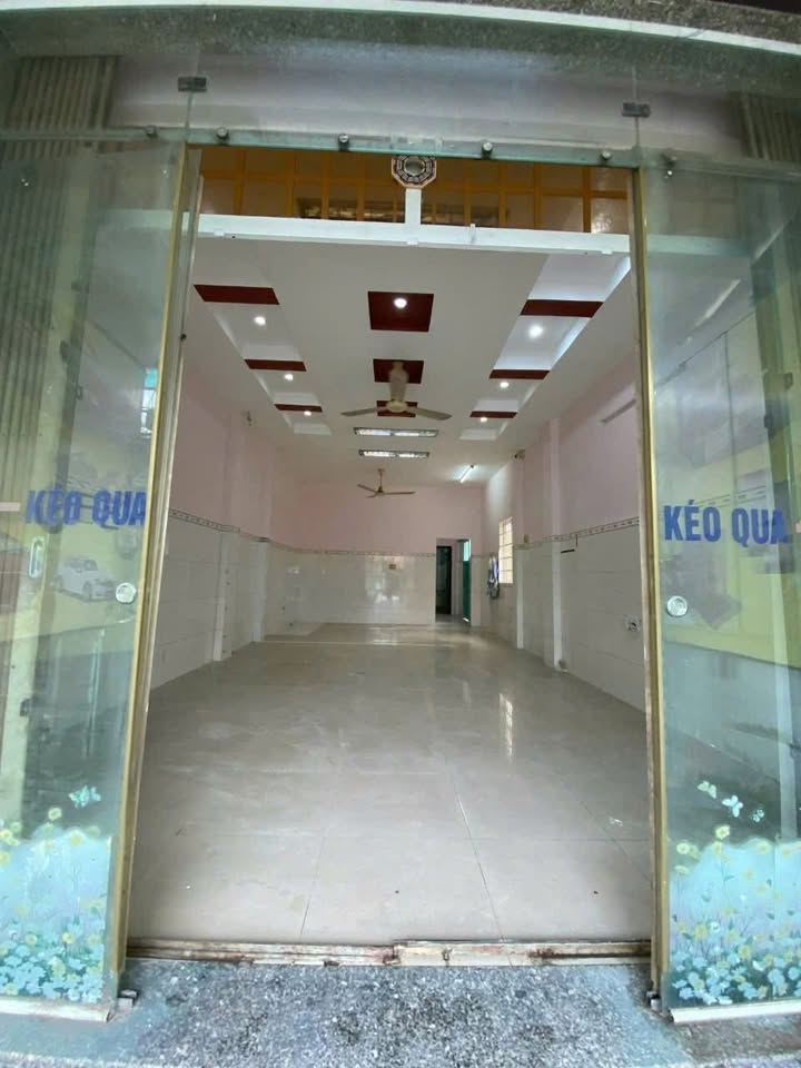 Nhà mặt tiền cho thuê tại Đỗ Văn Dậy, Hóc Môn - Diện tích 90m² chỉ 6 triệu/tháng!