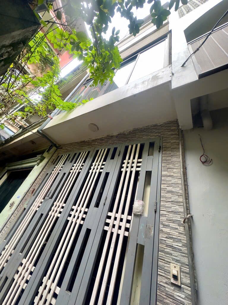 Nhà riêng Đội Cấn 40m² - Lõi Ba Đình - Ô tô tránh - 5 tầng đẹp mắt!