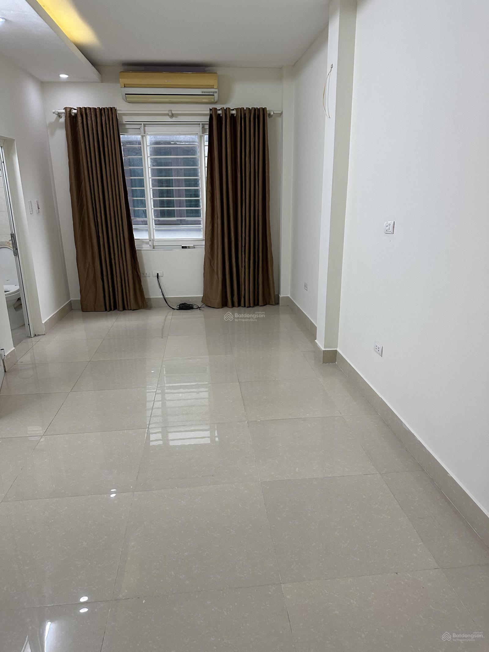 Cho thuê nhà riêng 31m² tại Gia Quất, Bồ Đề, Long Biên - Giá 8 triệu, không gian sống lý tưởng!