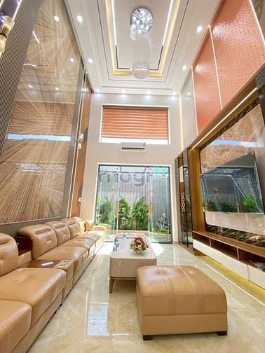 Nhà đẹp sang xịn mịn 4.5 tấm, hẻm 818/ Lê Trọng Tấn 68m², Giá: 9.9 tỷ - Đầu tư sinh lời ngay!