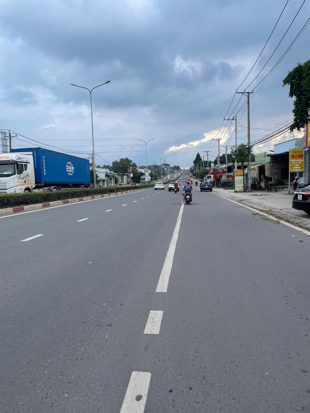 Đất nền 100m² tại Khu đô thị Nhật Bản - Sổ hồng riêng, giá 300 triệu - Cần bán gấp!