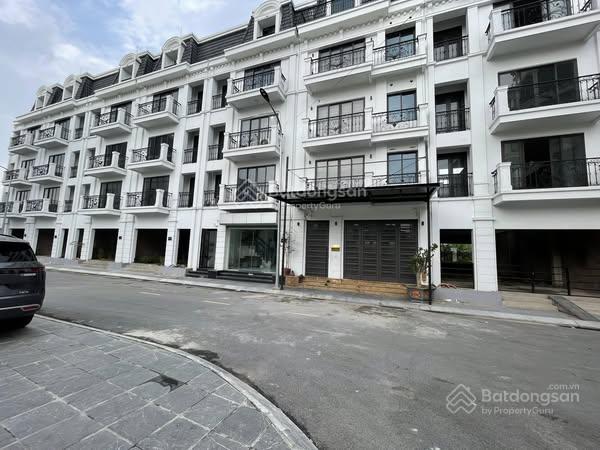 Cho thuê 6 căn Trịnh Văn Bô - Xuân Phương, ô tô đỗ cửa, full điều hòa, nội thất