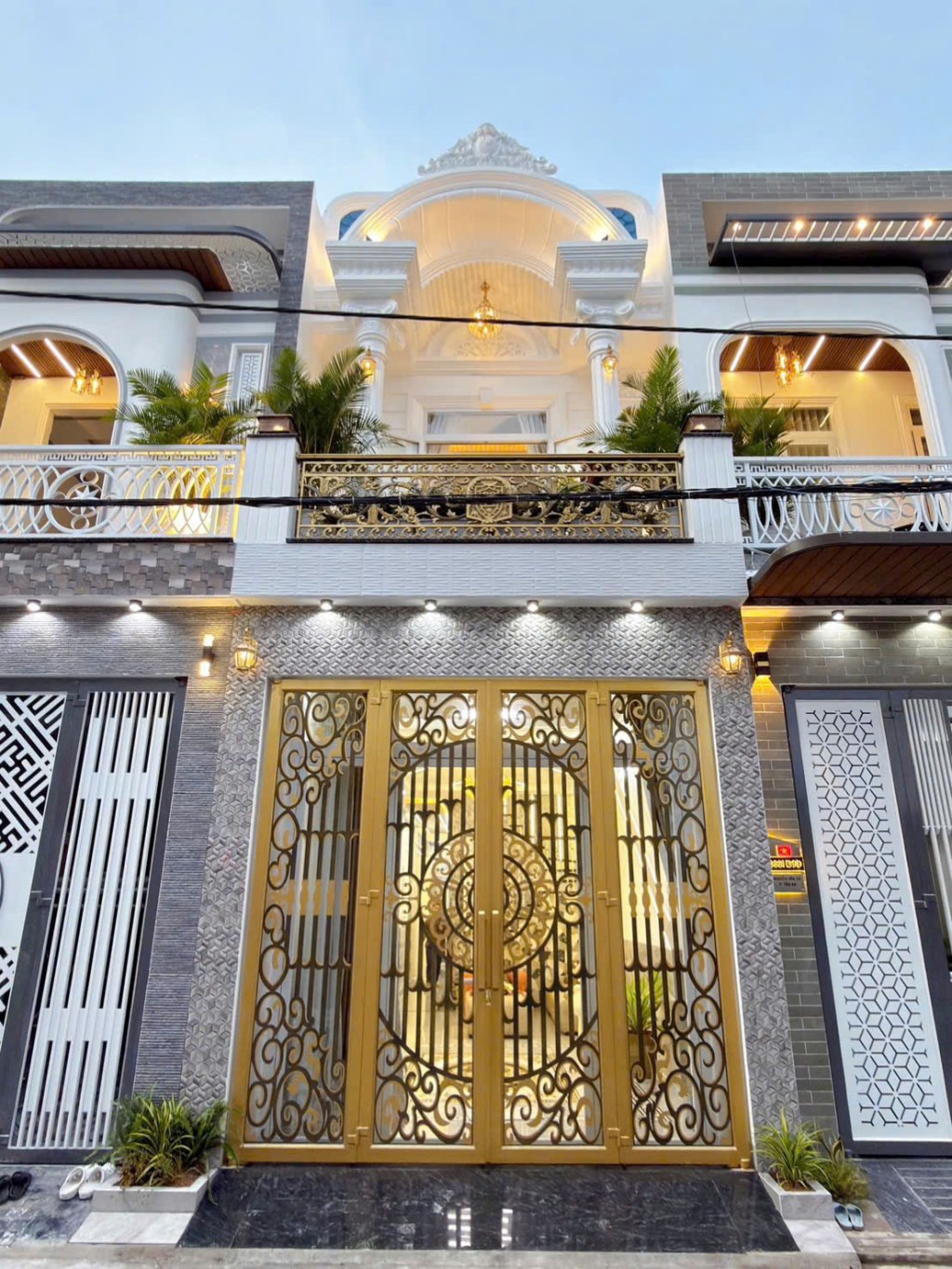 Nhà bán hẻm ô tô Nguyễn Văn Cừ, 82m² giá 4.68 tỷ - Full nội thất cao cấp!