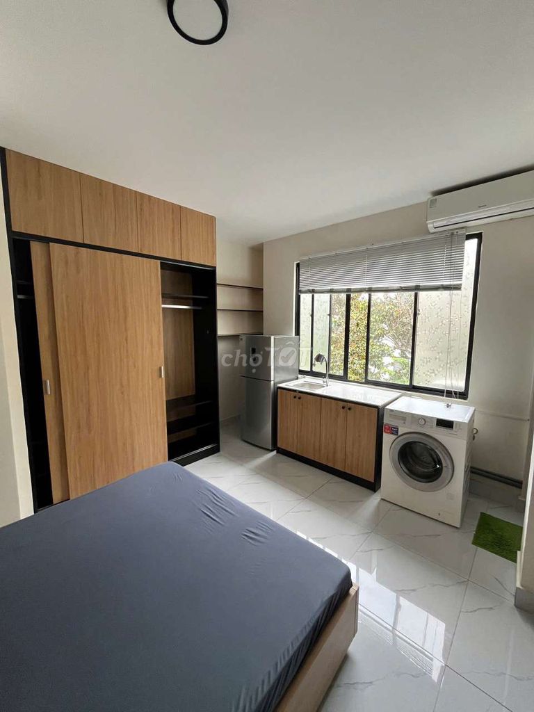 Studio 30m² Cửa Sổ Trời - Máy Giặt Riêng - Tiện Nghi Ngay Trung Tâm Quận 3