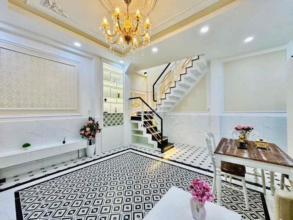 Nhà bán Xô Viết Nghệ Tĩnh 43m² giá 4.35 tỷ - Chính chủ, nội thất đầy đủ!