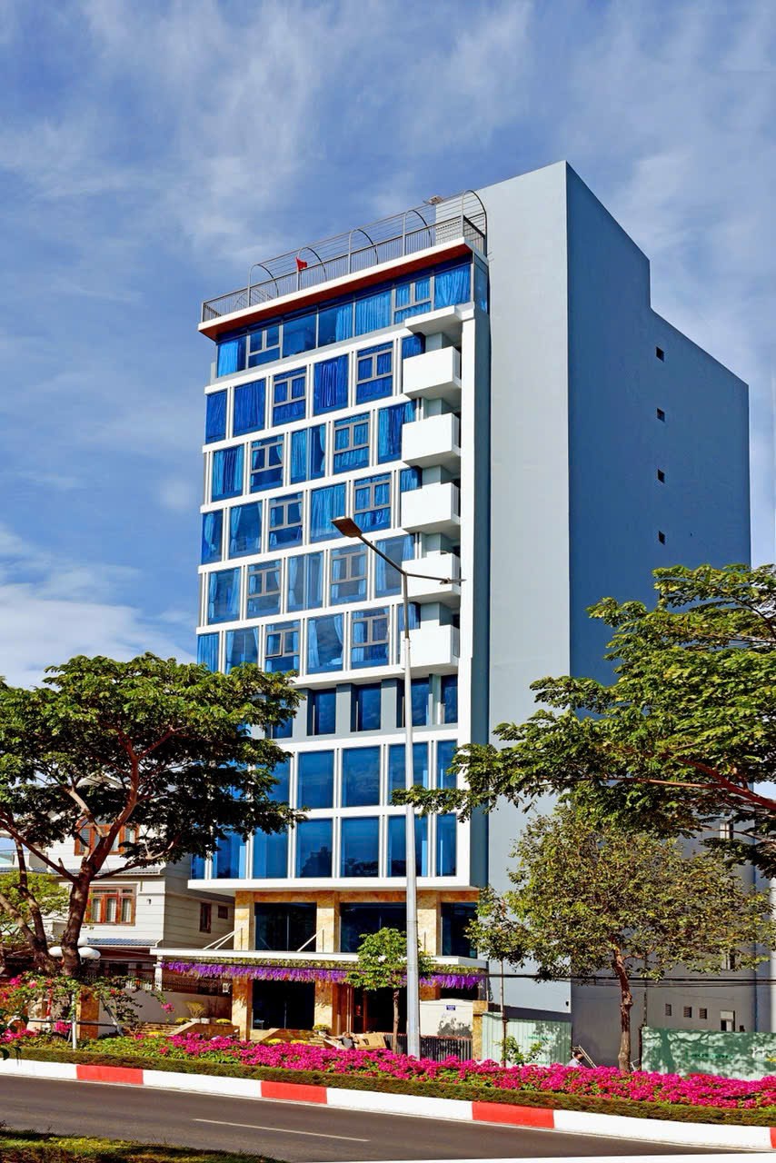 Tòa nhà mặt phố Bùi Thị Xuân 133m² giá 165 tỷ - Đầu tư sinh lời ngay!