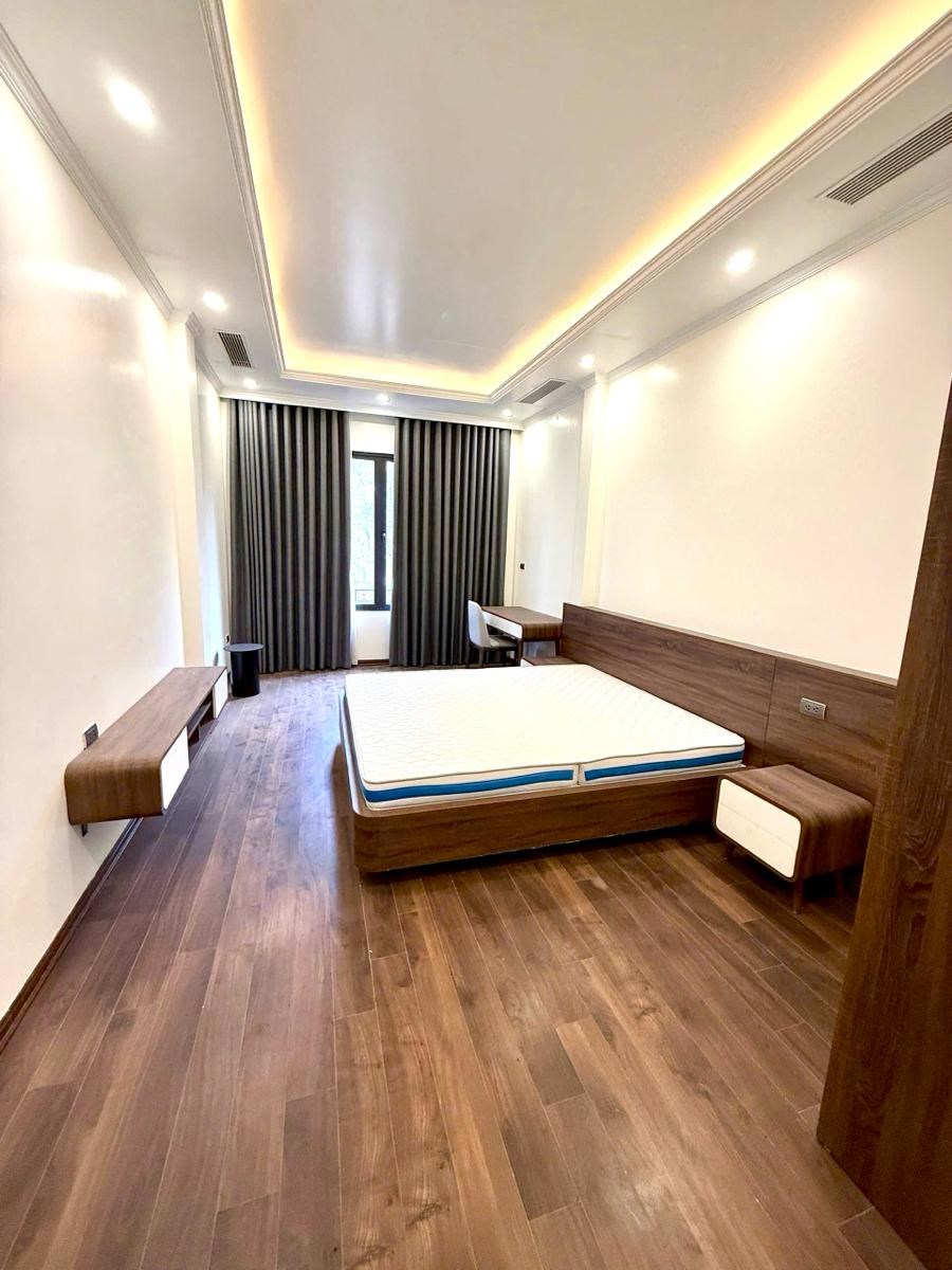 Nhà mặt phố Lê Đại Hành, quận Hai Bà Trưng, 66m² - Giá 27.9 tỷ, vị trí đắc địa!