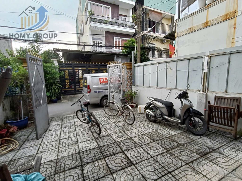 Nhà nguyên căn mặt tiền Lê Văn Việt, Hiệp Phú 120m² giá 22 triệu - Phù hợp làm văn phòng