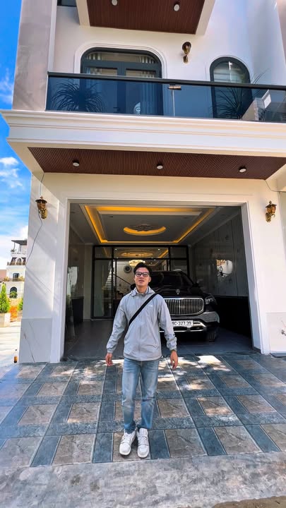 Homestay Đà Lạt 95m² giá 11.3 tỷ - Thiết kế hiện đại, thu nhập ổn định!