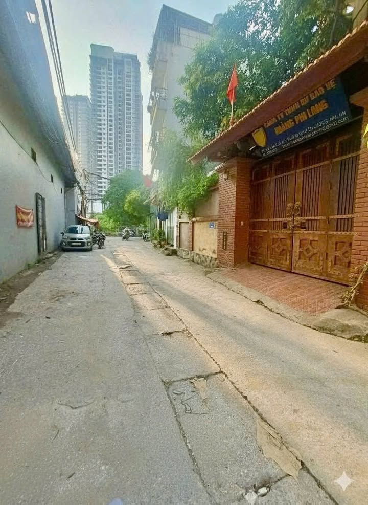 Đất nền Lĩnh Nam 38m² giá chỉ 5 tỷ - Sổ đỏ vuông vắn, đầu tư sinh lời!