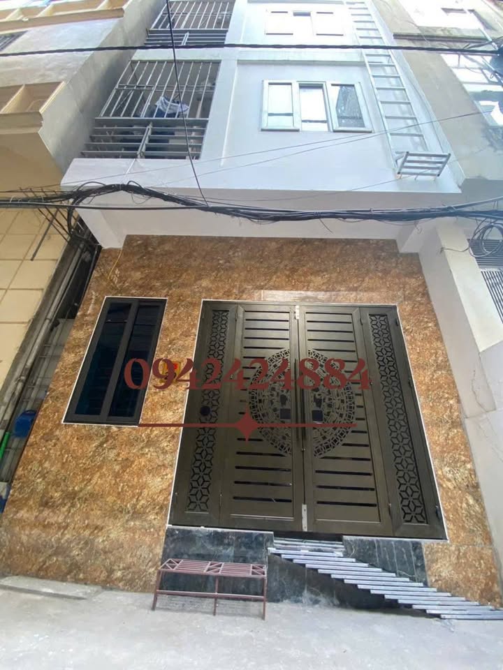 Nhà 6 tầng phố Lê Văn Hiến 45m² giá 9 tỷ - Sẵn sàng đầu tư sinh lời!