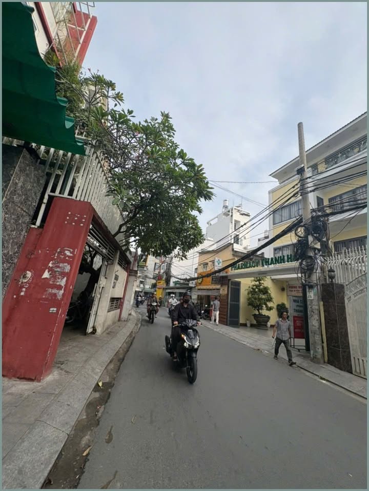 Cho thuê mặt bằng mặt tiền đường Nguyễn Thiện Thuật, Bình Thạnh 81m² - Giá chỉ 20 triệu/tháng