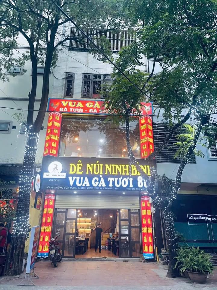 Nhà mặt phố Nguyễn Khuyến, Đống Đa 45m² giá 40 triệu - Vị trí đắc địa kinh doanh!