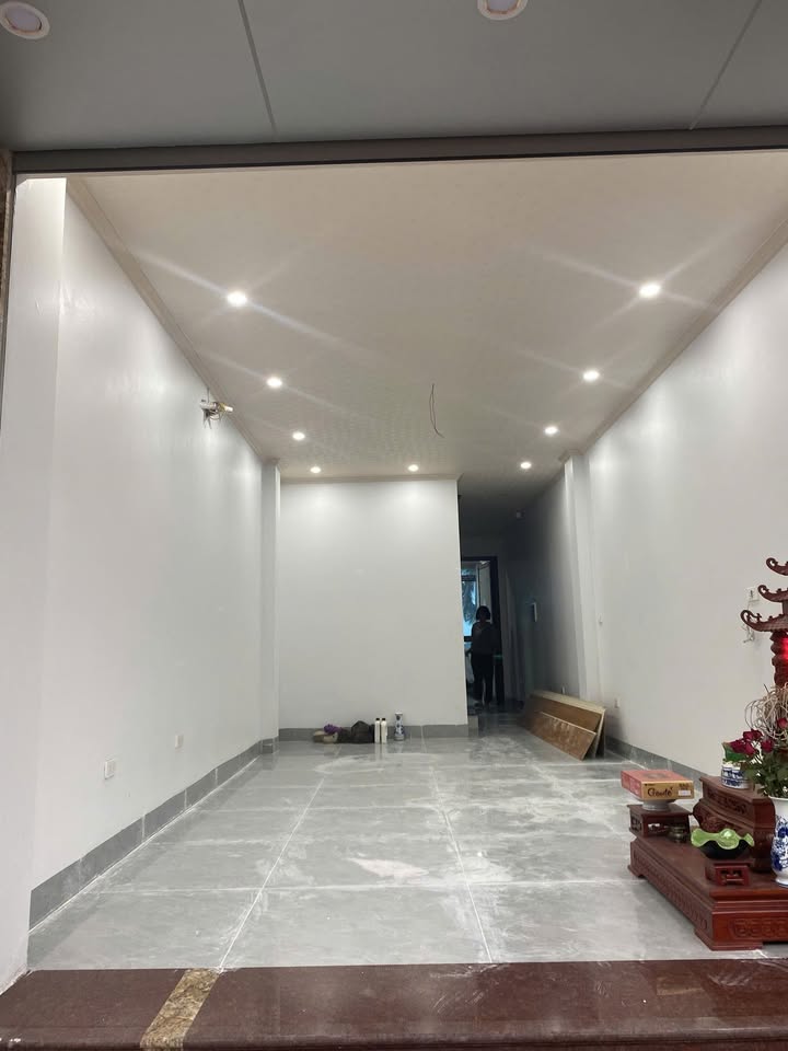 Cho thuê nhà mặt phố Phan Đăng Lưu 52m² giá 15 triệu - Địa điểm lý tưởng cho kinh doanh!