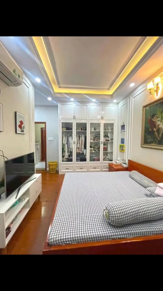 Nhà đẹp Tân Quy, Quận 7, 60m² giá 9.98 tỷ - An ninh tuyệt đối!